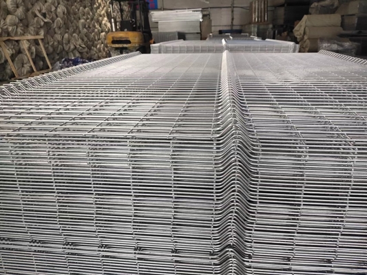 V Bend Mesh Panel 1030mm Pagar Logam Melengkung Ral6005