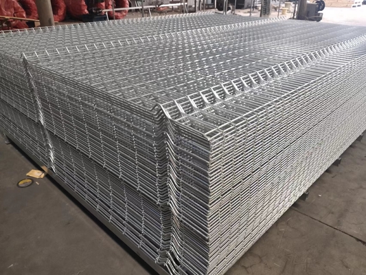 SGS Curved Metal Garden Anggar Baja Galvanis Logam Pvc Dilapisi V Bending