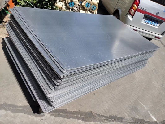 Round Hole Decorative Aluminium Mesh Logam Berlubang Untuk Kelongsong Bangunan