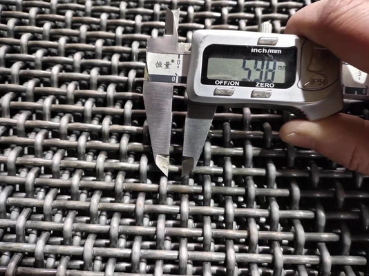65mn 45 # Baja Mangan Besi Tarik Tinggi Lubang Persegi Wire Mesh Berkerut