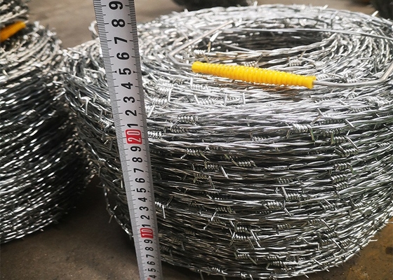 Kawat Berduri Putar Ganda Galvanis 20kg / Coil Untuk Batas Rumput