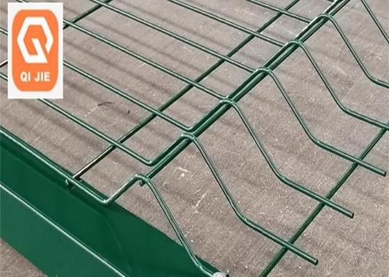 Pertanian Digunakan Melengkung Metal3D Welded Wire Fence Powder Coated