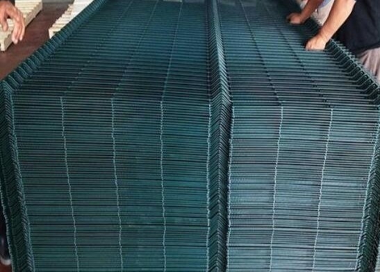 1,8 M Tinggi 3d Logam Melengkung Dilas Pagar Kawat Baja Besi
