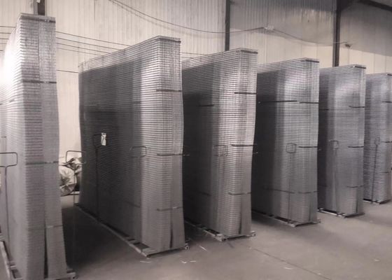 SGS Stainless Steel Dilas Wire Mesh Panel Dan Gulungan Untuk Konstruksi