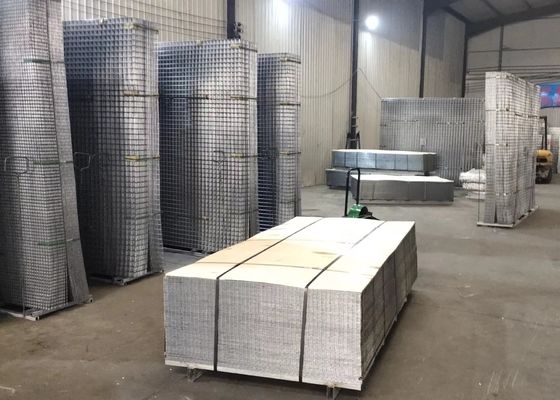 2X2 Galvanized Cattle Welded Wire Mesh Panel Sheet Corrosion Protection