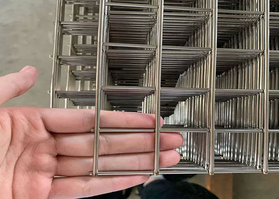 4x4 Galvanis 6mm Stainless Steel Welded Wire Mesh Panel Berlubang