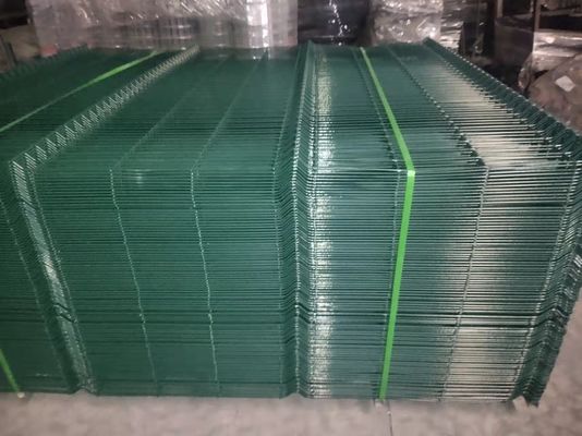 Lurus Pos Dilapisi Bubuk Panel Pagar Logam Melengkung Segitiga Bend Wire Mesh