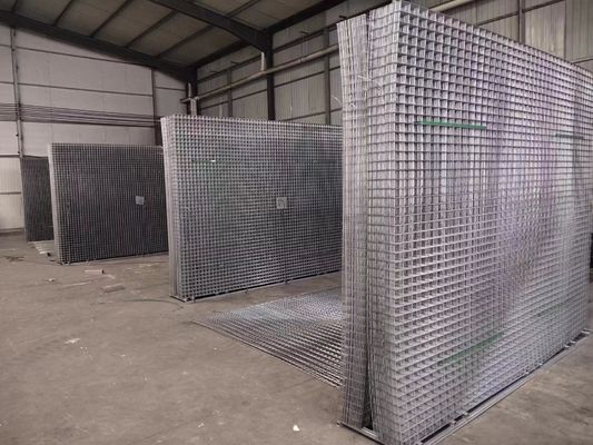 Panel Pagar Kawat Las 50mm * 50mm 2x2 Galvanis Untuk Sangkar Burung