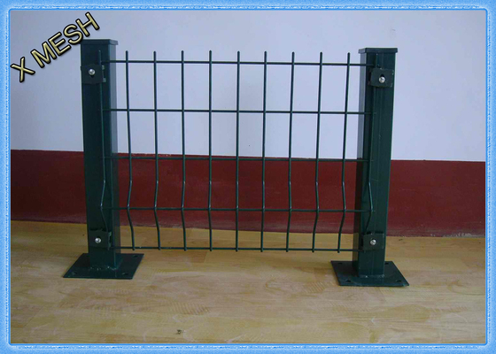 Panel V Bentuk Berat Gauge Wire Mesh Dilapisi 2.5m WX 2.2m H Bukti Cuaca
