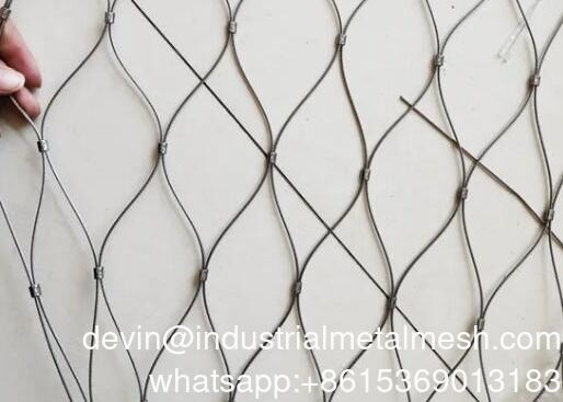 Fleksibel 304/316 Hand Woven Stainless Steel Knotted Wire Rope Cable Mesh untuk Keamanan Kebun Binatang