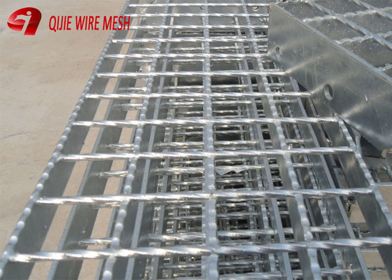 Welded Industrial Diperluas Metal Mesh Mild Steel Grating Plain Bantalan Bar