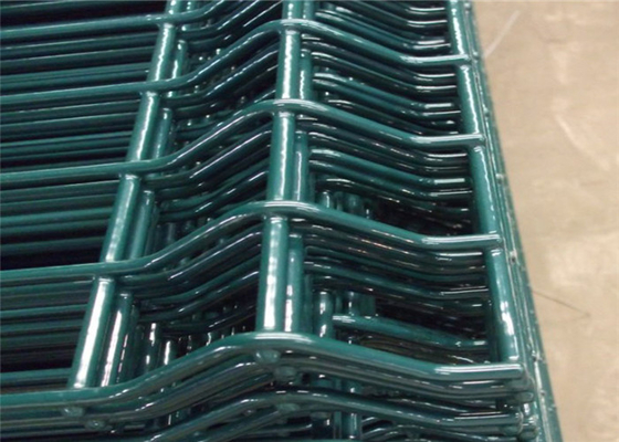 Rumah unggas Pvc dilapisi pagar dilas wire mesh dengan posting