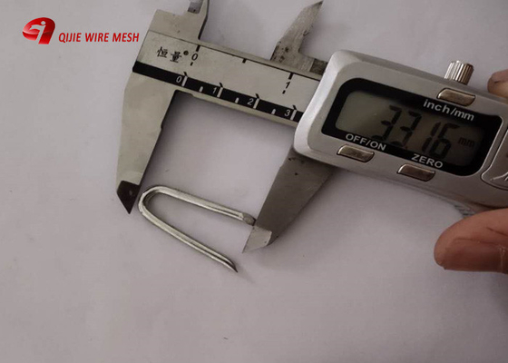 Pagar HDG Staples
